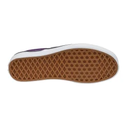 CLASSIC SLIP-ON