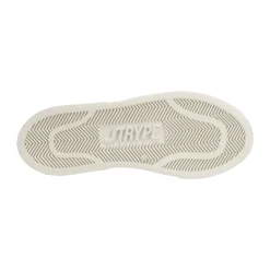 ST012