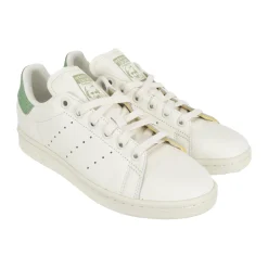 STAN SMITH