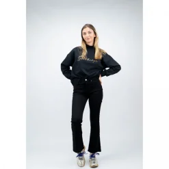 THE CHARM CONTAINS TENCEL