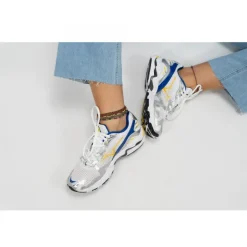 WAVE RIDER 10